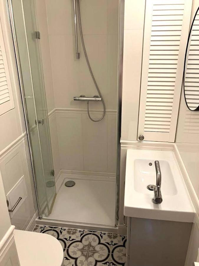 Cute Apartment In The City Center , 2-Beds , Wi-Fi - By Hik Apartments Warszawa Eksteriør billede
